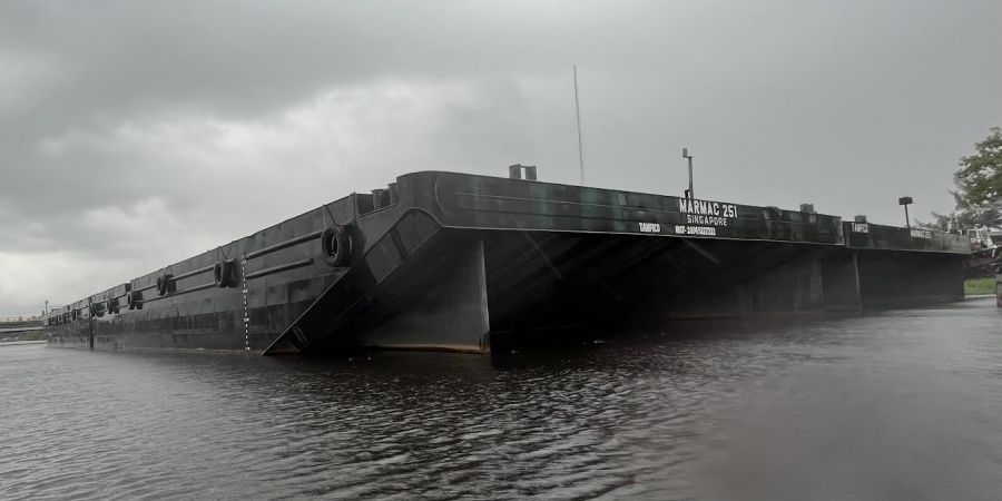 Deck Barge