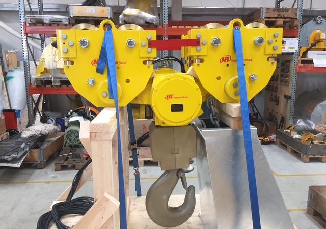 BOP Hoist
