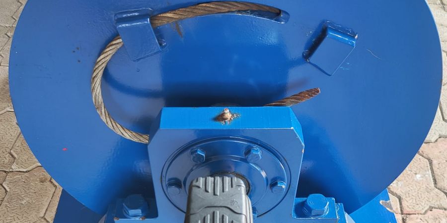 EMCE Electric Winch